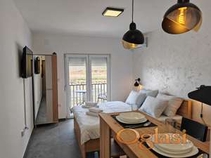 Apartman Holiday 3 - Srebrno jezero
